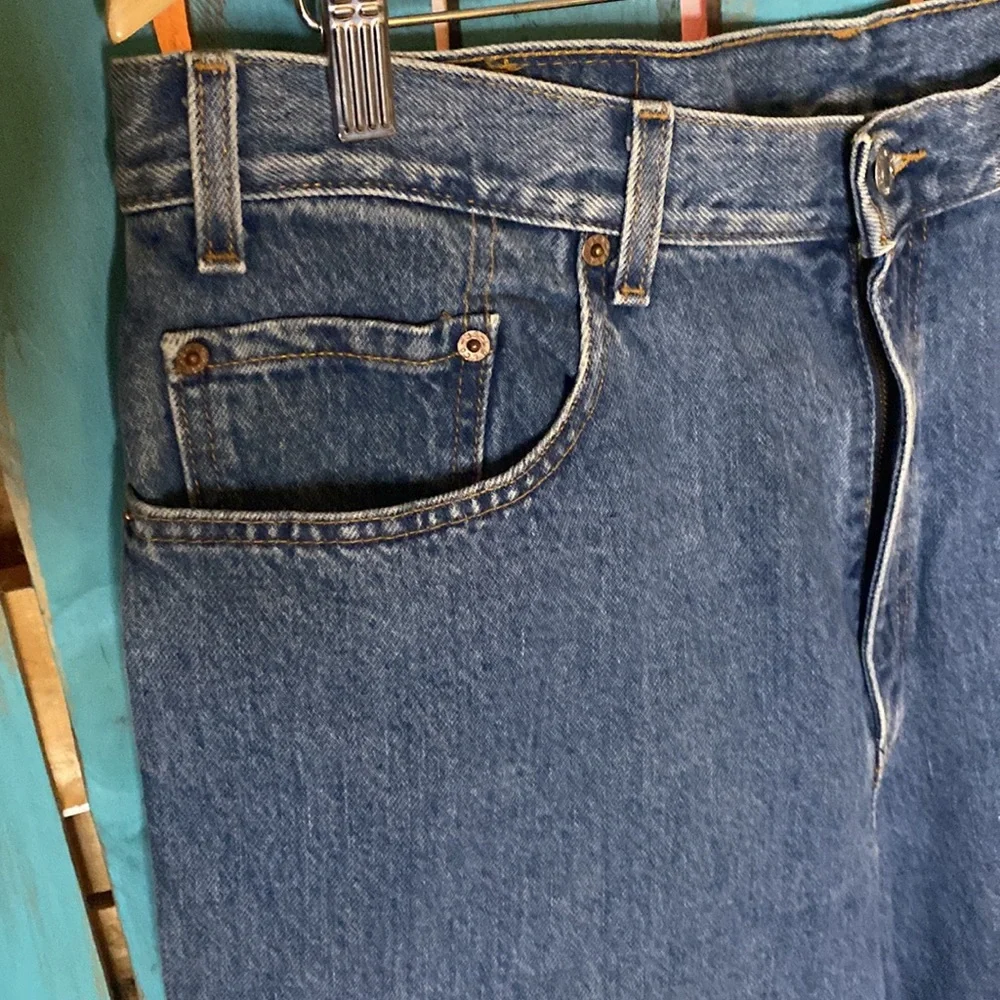 Vintage Y2K Levi’s 550 jeans tag size 38x31 (actual size 36x31) dated Nov. 2001 - Picture 4 of 8